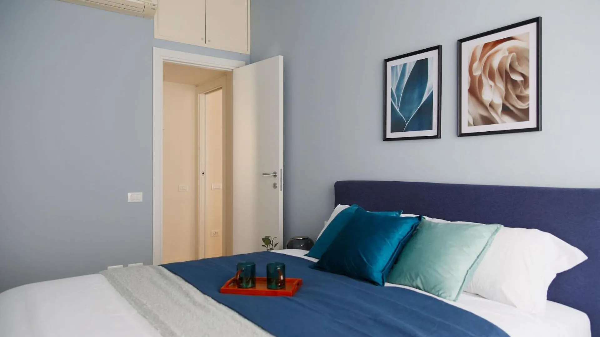 The Best Rent - Modern And Cozy One-Bedroom Apartment In Piazza Naples Milaan Italië